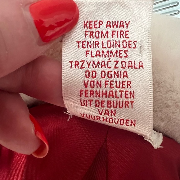 Max Studio Kids Girls Red Christmas Jacket with White Trim, bow accents, EUC 5/6 - Picture 7 of 8